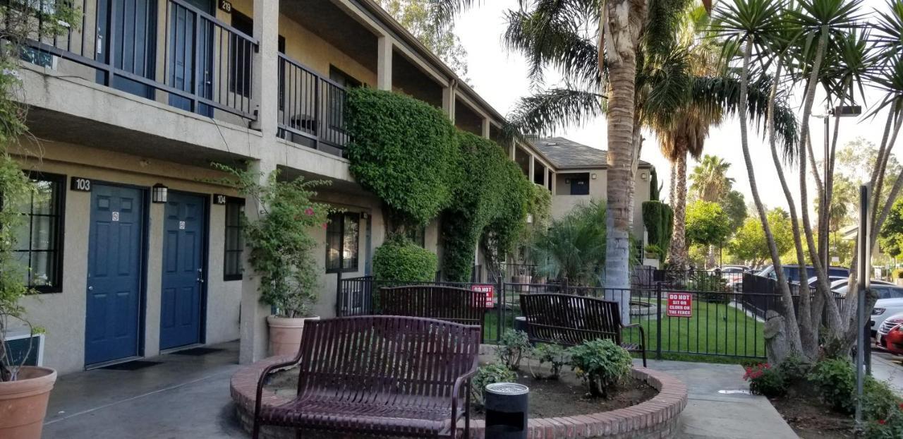 Hotel Sierra Crossing